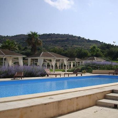 노토 Agriturismo La Fiumara 빌라 외부 사진