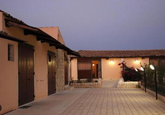노토 Agriturismo La Fiumara 빌라 외부 사진