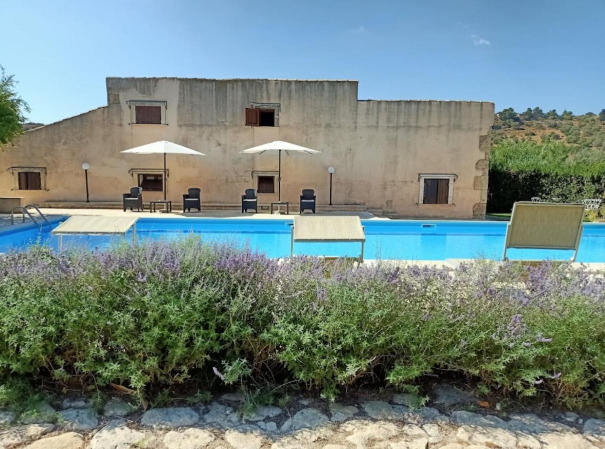 노토 Agriturismo La Fiumara 빌라 외부 사진